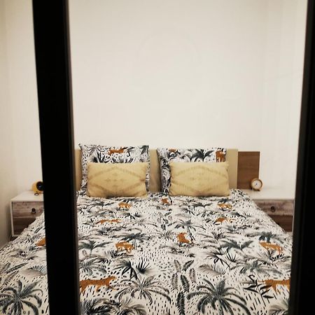 Athome - Appart-Hotel With Private Parking Esch-sur-Alzette Exterior foto